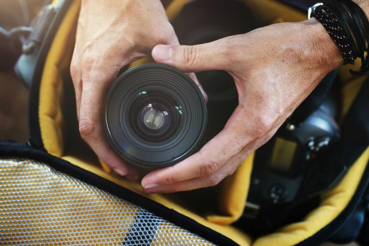 Camera Bag Essentials to Fulfill All Your Photographic Endeavors by