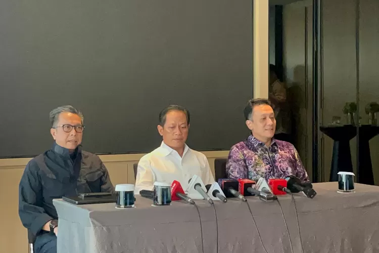 Dari #SaveRajaAmpat ke Ruang Sidang: Dinamika Penegakan Hukum Lingkungan dan Sanksi Administratif…