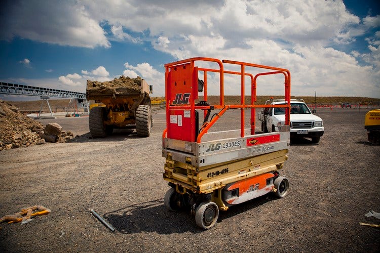 Scissor lifts hire in Melbourne. Walsh Group offers scissor lift hire