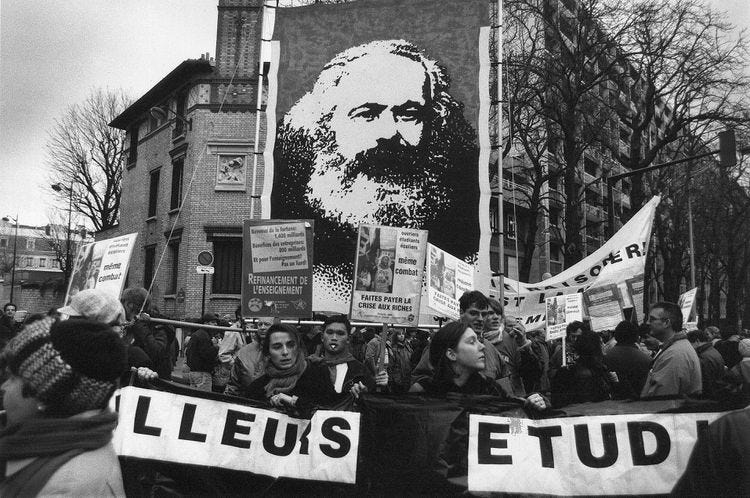 Sosyolojik Marksizm Nedir?
