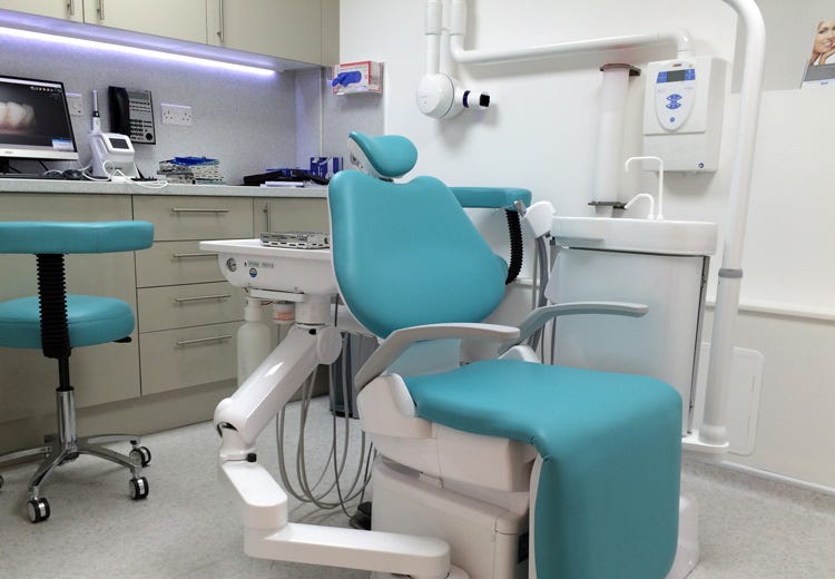 Expert Tooth Extractions in Warrenton: Ensuring Your Comfort and Health