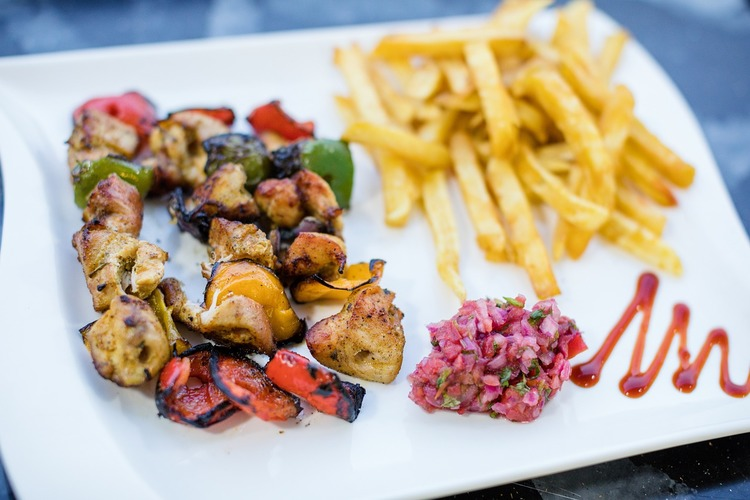 Chicken Kabobs with Roasted Red Peppers Recipe