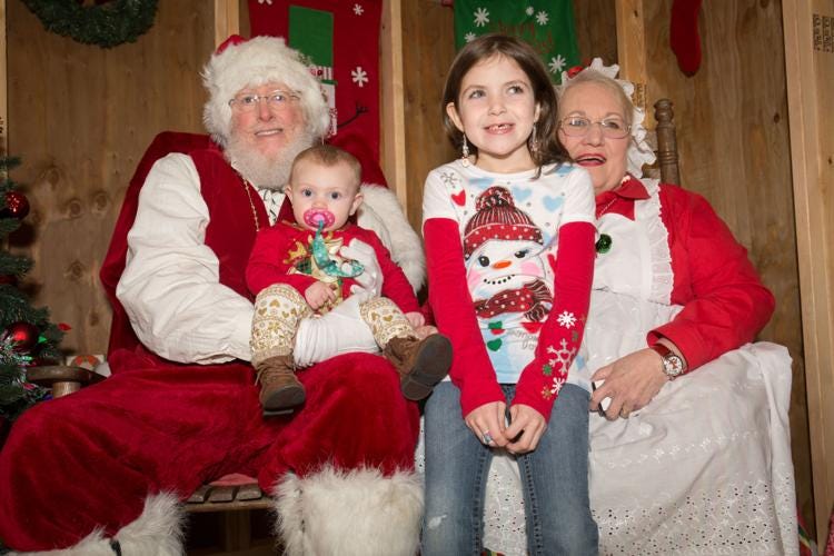FREE Christmas Assistance Programs Dekalb County, IL 2023 by Maddison