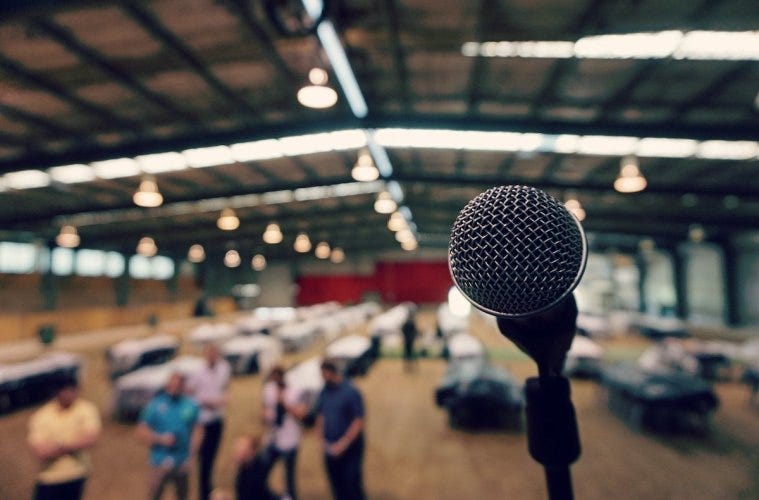 Personal microphone best sale for public speaking