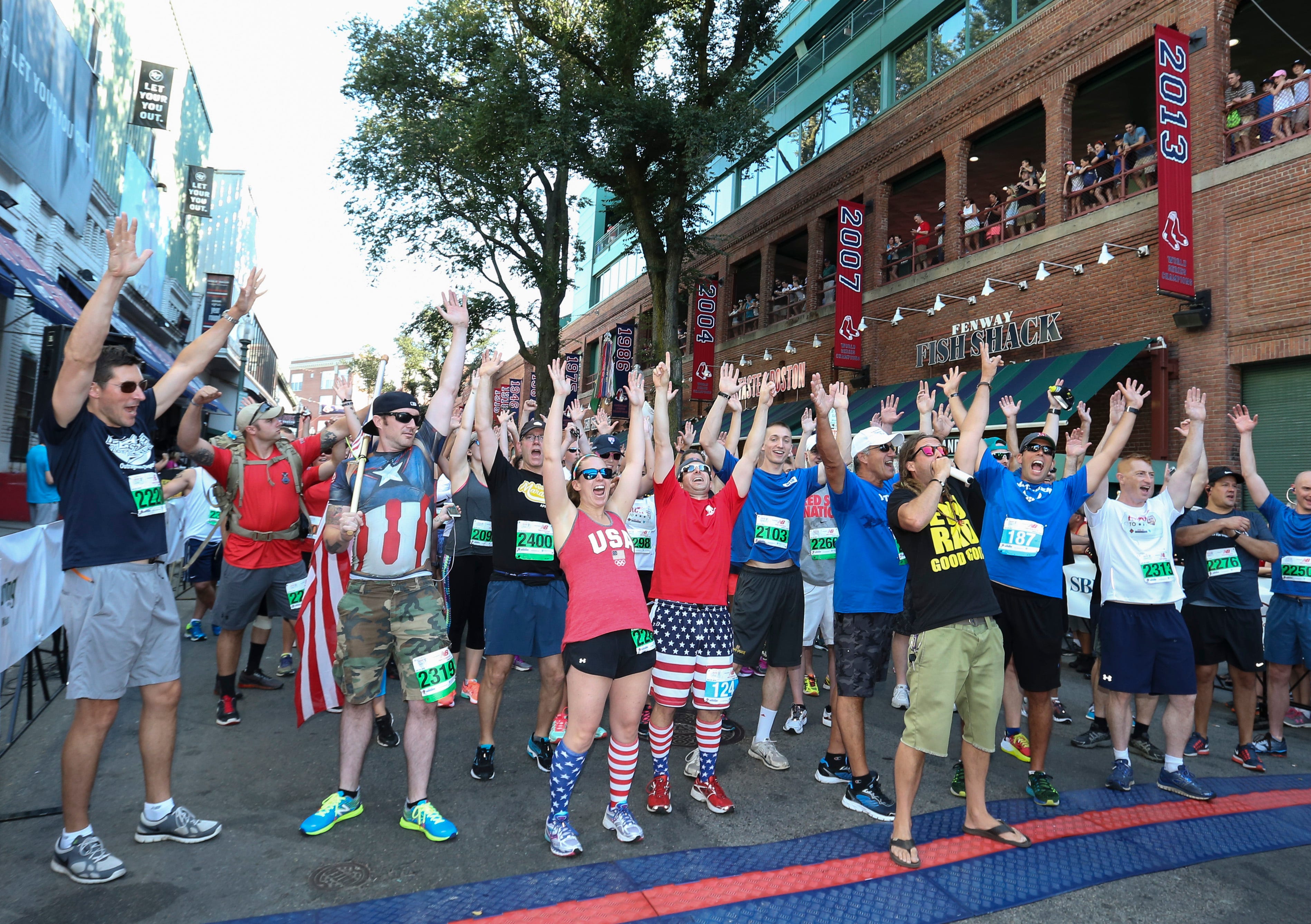 Red Sox Foundation Run to Home Base at Fenway Park Stock Photo - Alamy