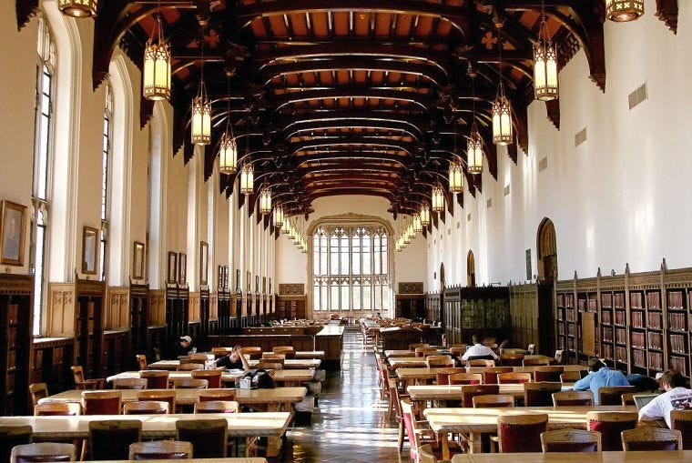Book hall. Университет Рединга Великобритания. Bizzell Memorial Library. Университет Рединга внутри. Архитектура в University of reading.