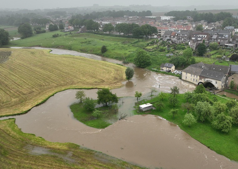 AI in Flood Early Warning Systems
