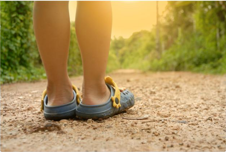 Are Clogs Good For Your Kids? Skoodoplay Medium