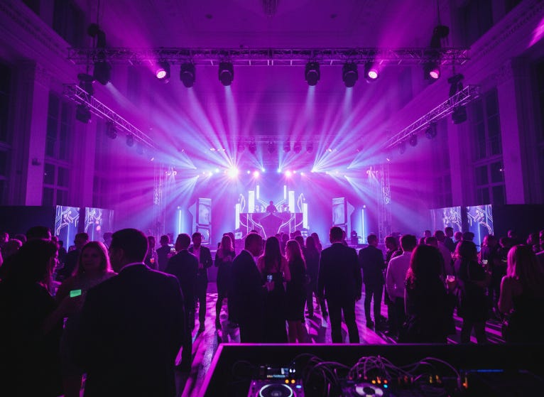 Why Is Event Lighting Critical for High-Impact Events Today?