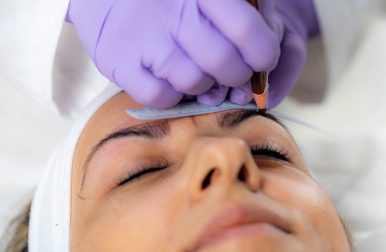 Removes Excess Skin Eyebrow Lamination Dubai Mirrors Beauty Lounge