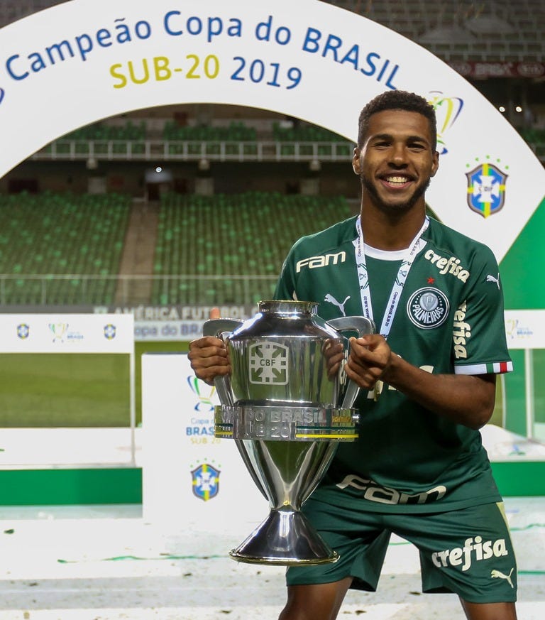 De número no Mundial a titular, Wesley, agora aos 20 anos, tem