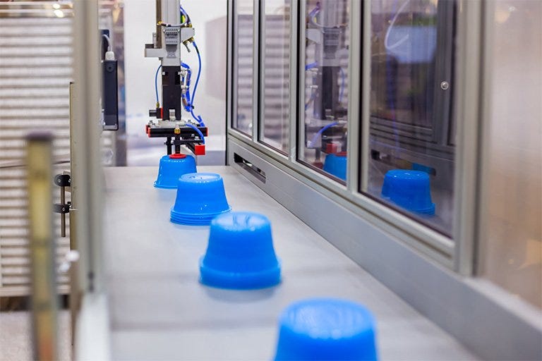 A Comprehensive Guide to Cleanrooms and Gowning Procedures in Plastic Moulding