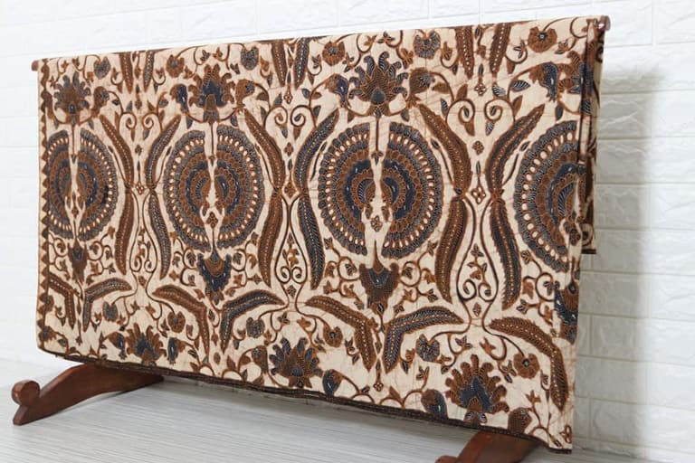 Produsen seragam batik custom — Batik Dlidir