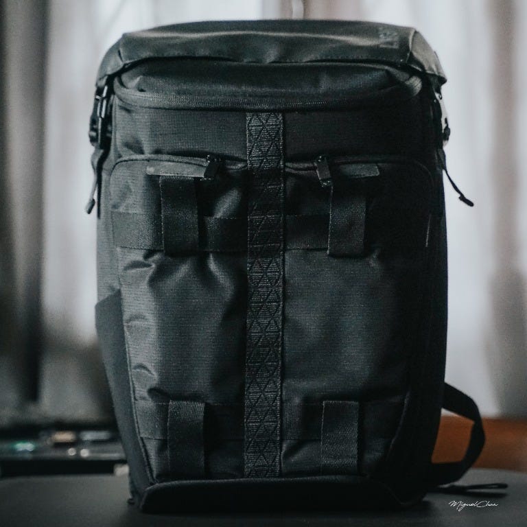For a bag that costs under USD50, this does look as nice in real life as it does in photos.