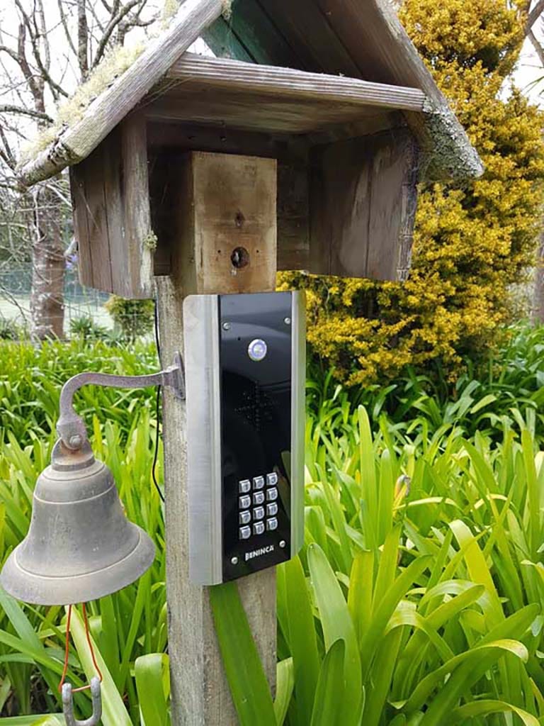 Remote Control Gates — Providing The Best Security Along With