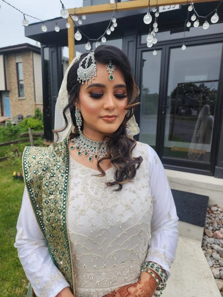 How Mobile Bridal Hair And Makeup Services Transform Your Wedding Day