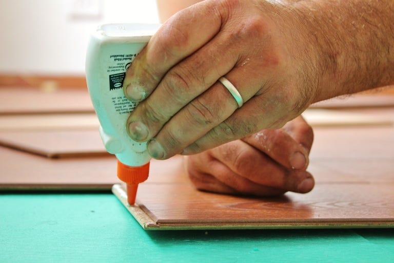 Here s How Long Wood Glue Really Lasts By Elizabeth Emma Medium