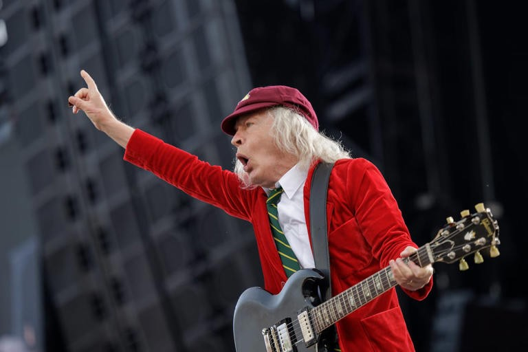 Want to See AC/DC in Canada?. North American Tour! by Damion