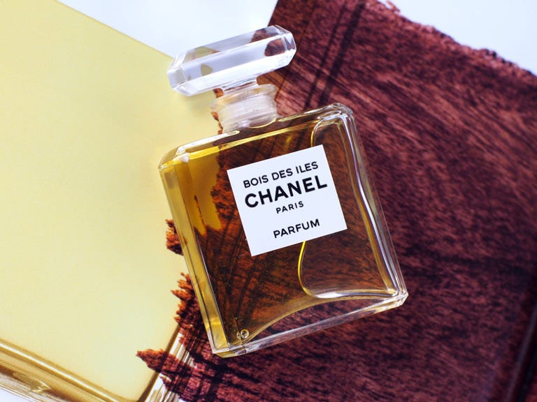 Bois des Iles, de la Collection des Exclusifs de Chanel. by sophie