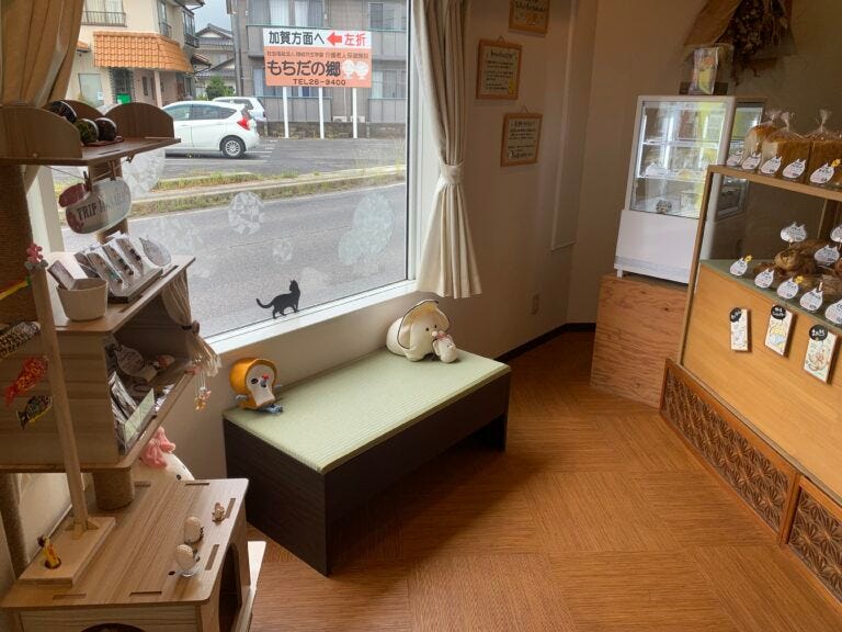 Inside Bakeshop Konjoneko in Matsue. Photo by Takashi Saito.