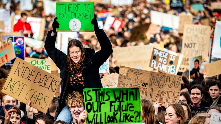 #TerwijlWeWachten op de overheid