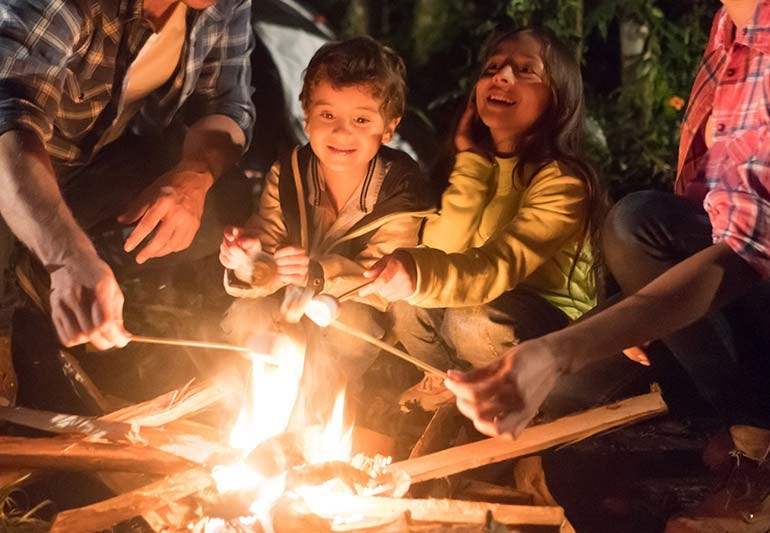 How to Cook Over a Campfire: Expert Tips and Tricks