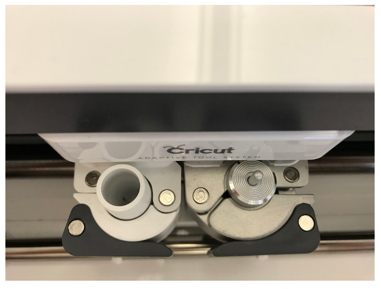 How to Change Blade in Cricut? [A Complete Guide] by Xavier Medium