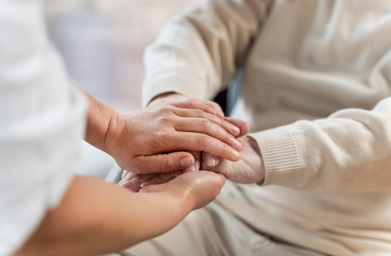 How Does Digital Senior Care Management Improve Accuracy?