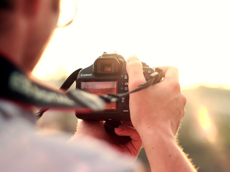 Refurbished camera dslr deals