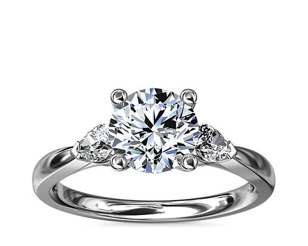 Lab-Grown Diamonds: Ethical Elegance