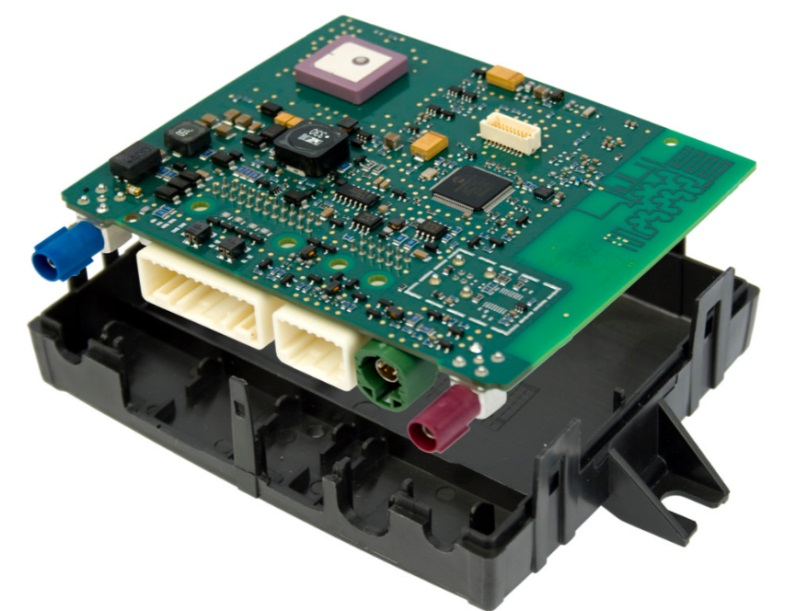 テレマティクスコントロールユニット（TCU）の世界市場動向分析20242030 铃屋什造 Medium