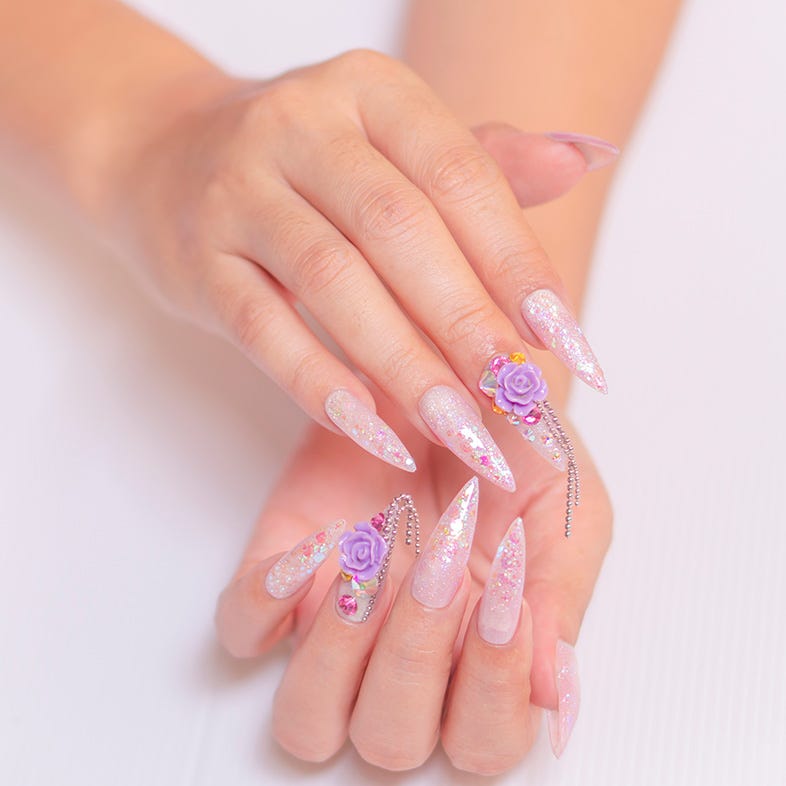 It Will Enhance Your Nails Dubai Nails Mirrors Beauty Academy