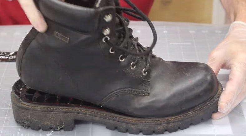 Best Glue for Shoes: Everything you should know about shoe glue | by ... Best Glue for Shoes: Everything you should know about shoe glue | by ...