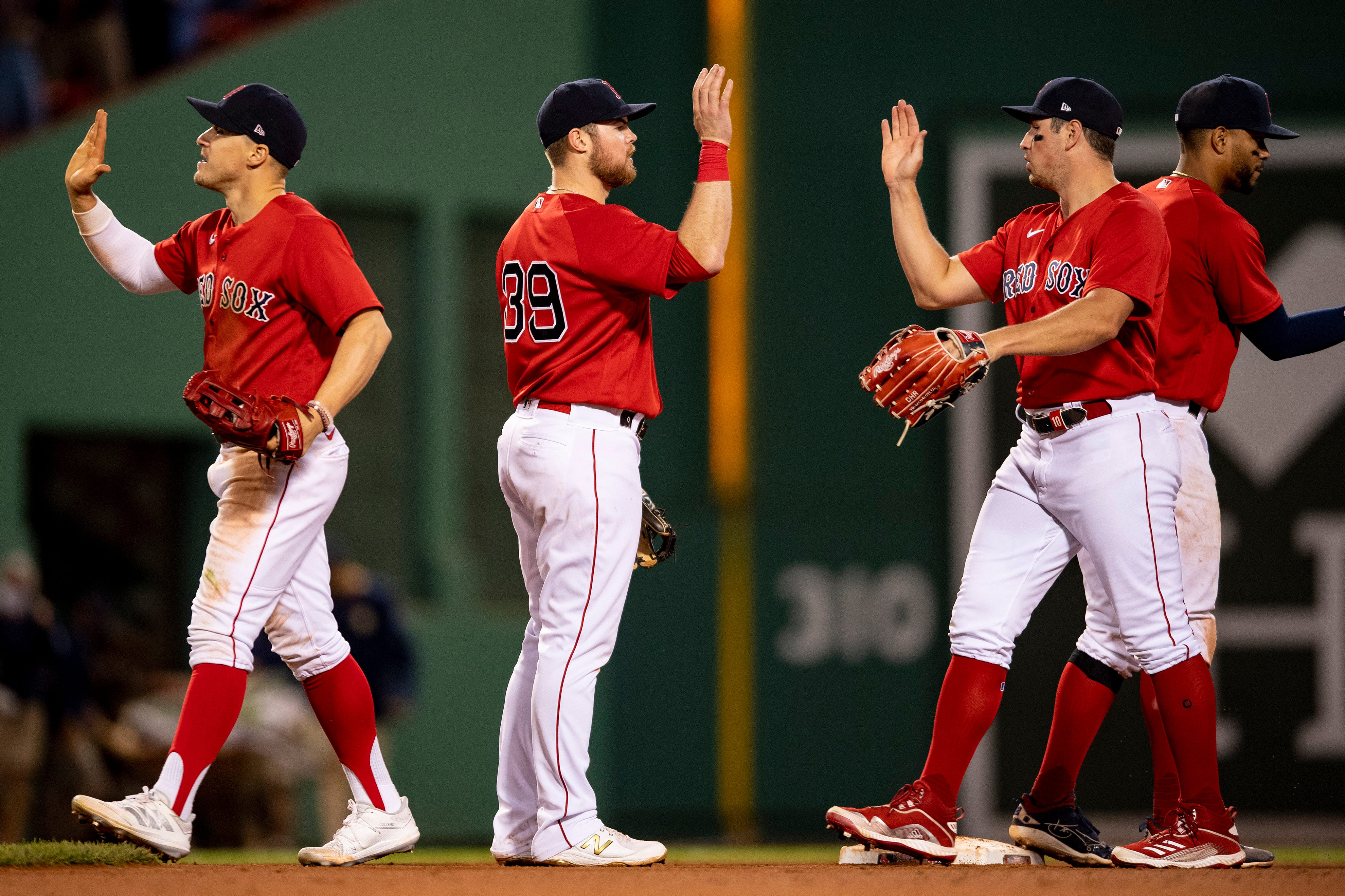 Sox take wild series finale against Houston - Fenway Frames