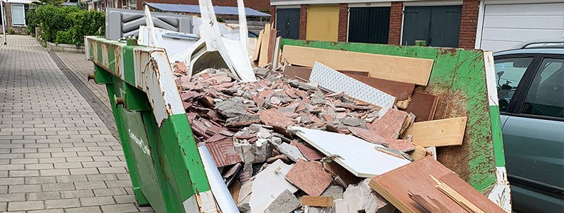Container huren voor gemengd afval, wat mag hier allemaal in?