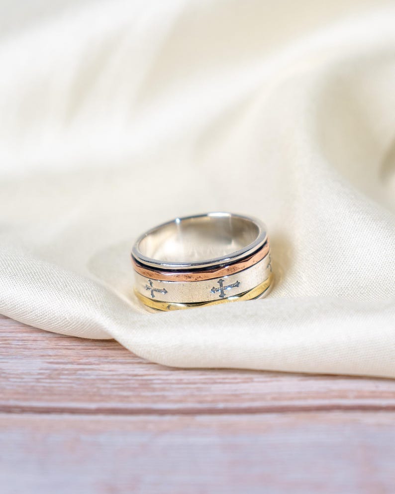 Tri-Tone Sterling Silver Spinner Ring • Cross Engraved Band