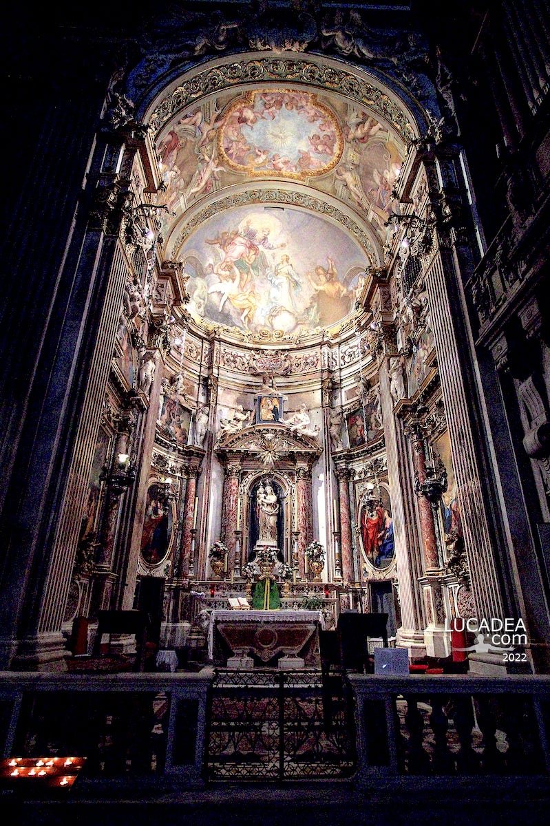 L’altare di Santa Maria delle Vigne a Genova