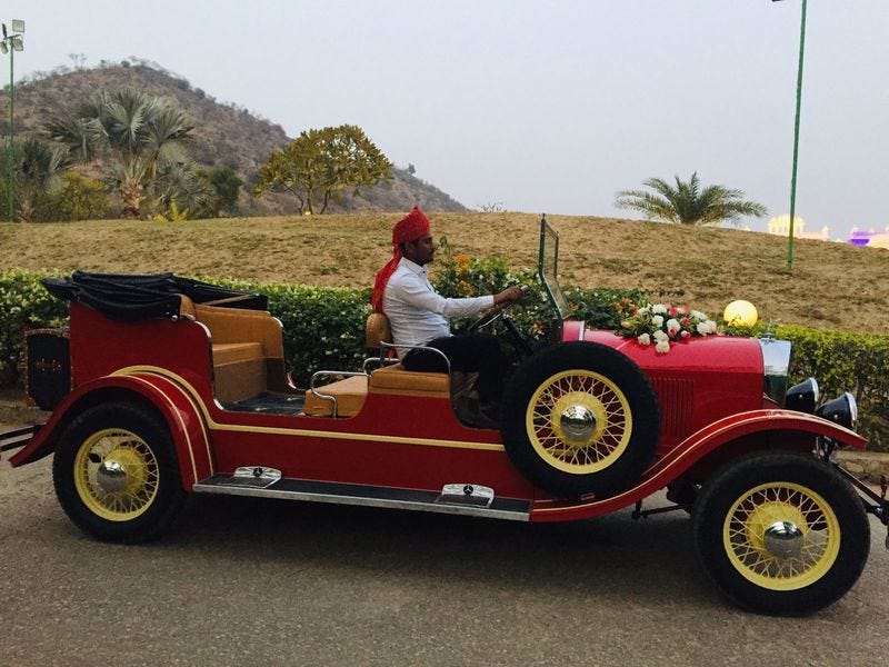 Enhance Your Wedding Day With A Vintage Car | by Vintagecarrentaljaipur