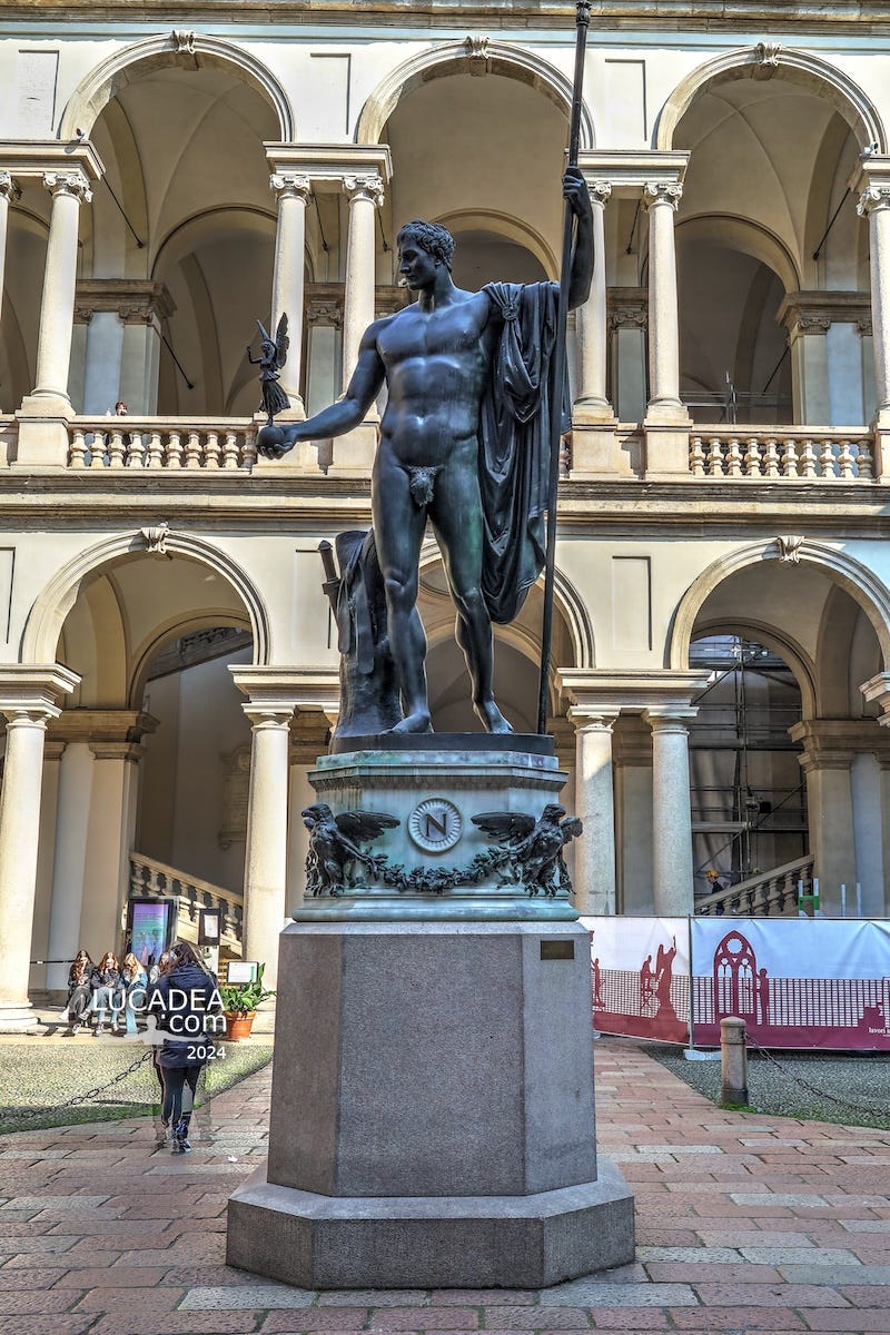 La statua di Napoleone Bonaparte a Brera