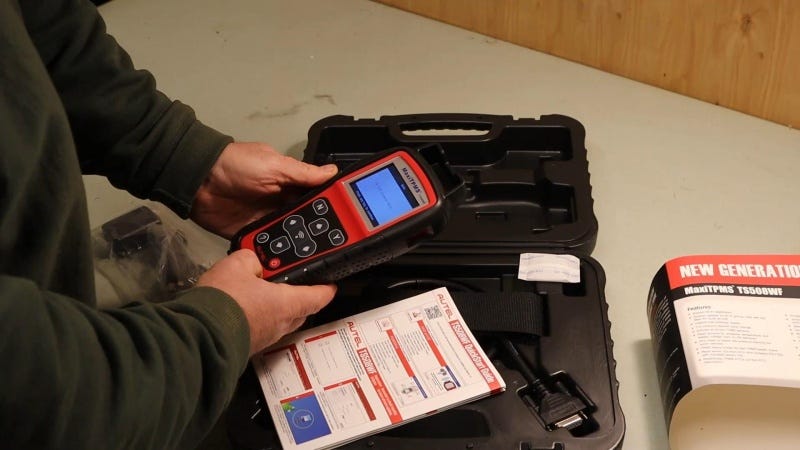Autel TS508WF Review: I Fixed Toyota RAV4 TPMS Light & Saved $400
