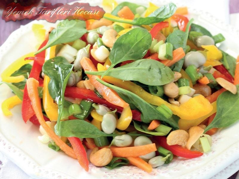 SARIMSAK VE SUSAM SOSLU SALATA