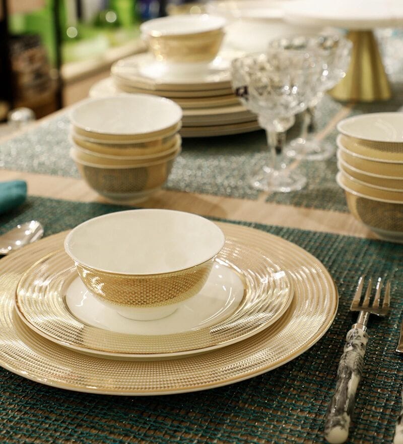 The Ultimate Guide to Selecting The Dinnerware | by Vinayak Crockery |  Medium