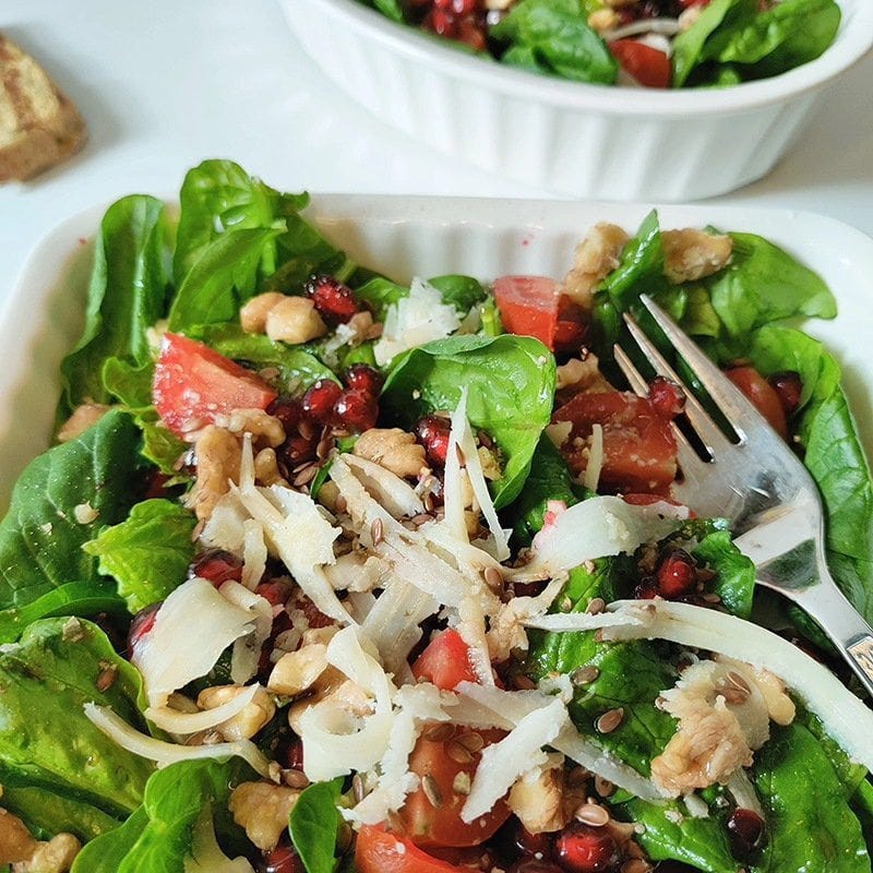 Ispanak Salatası