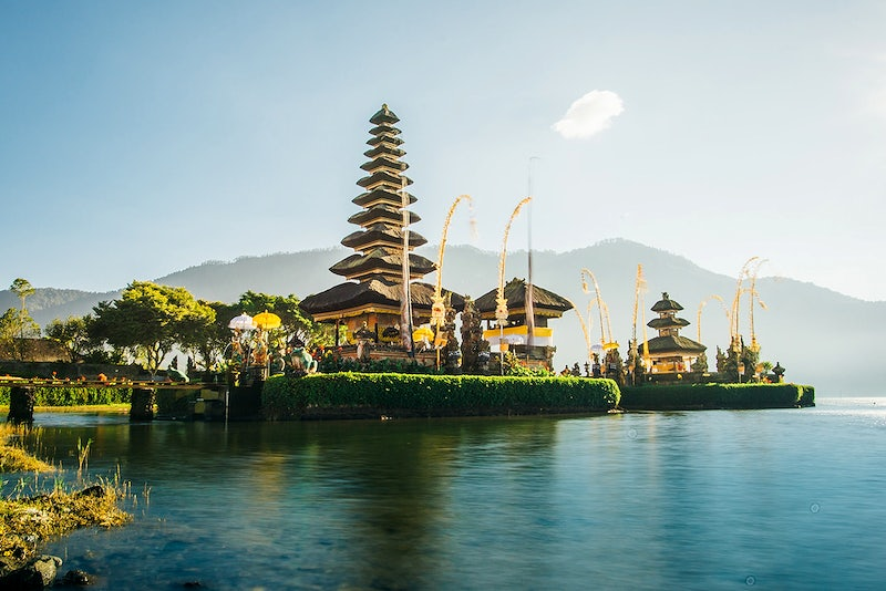 7 TOPRATED TOURIST ATTRACTIONS IN INDONESIA by Salmantahir Medium
