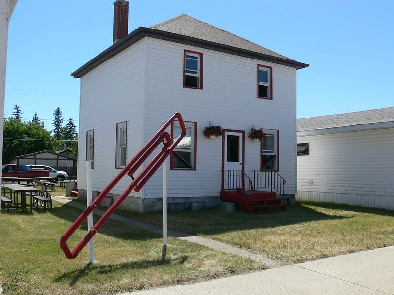 From a Red Paperclip to a TwoStory Farmhouse The Epic Journey of Kyle MacDonald by Aydin J