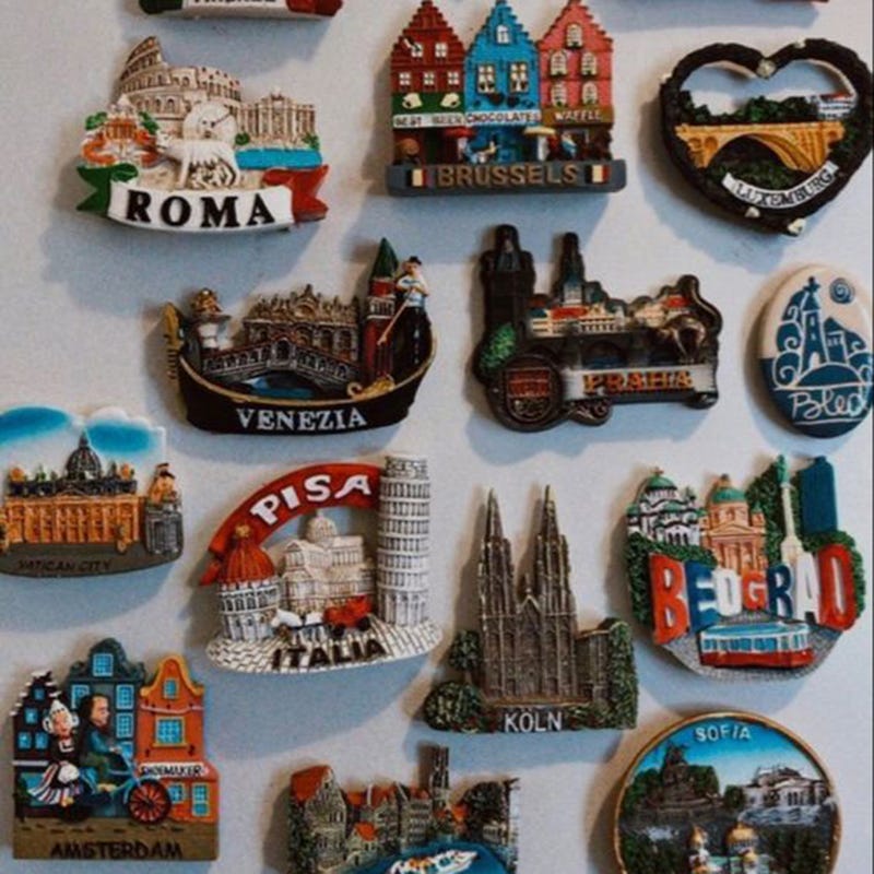 Make your 2024 own magnets