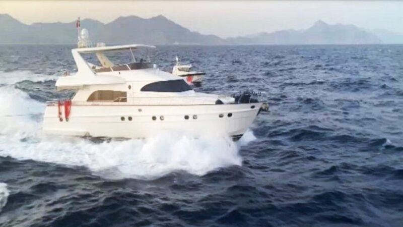Marmaris’te lüks teknede enselenen FETÖ’cüler tutuklandı