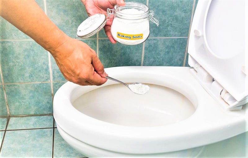 how-to-unblock-a-badly-clogged-toilet-by-tools-ean-medium