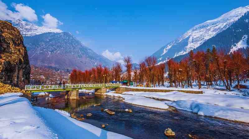 What Makes Kashmir One of India’s Top Travel Destinations
