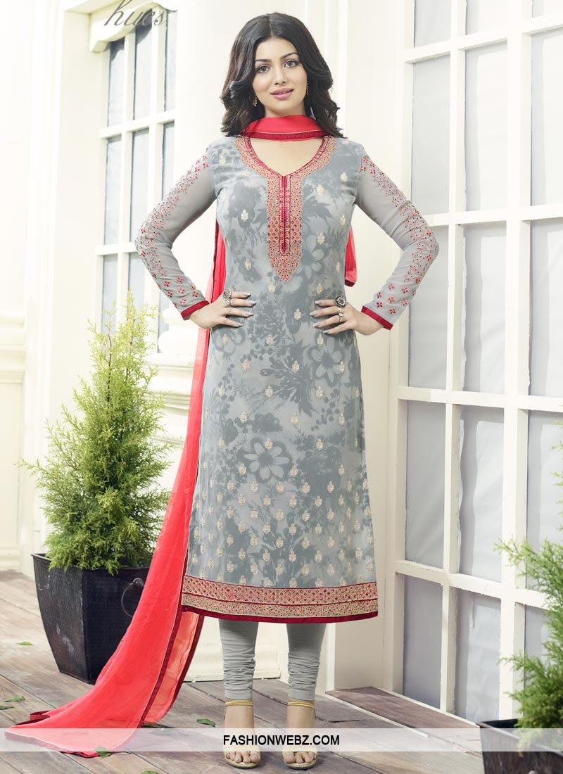 Churidar Salwar Kameez — A Perfect Combination of Tradition and  Contemporary | by Anil Joshi | Medium
